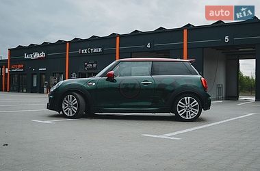 Хетчбек MINI Hatch 2017 в Вінниці