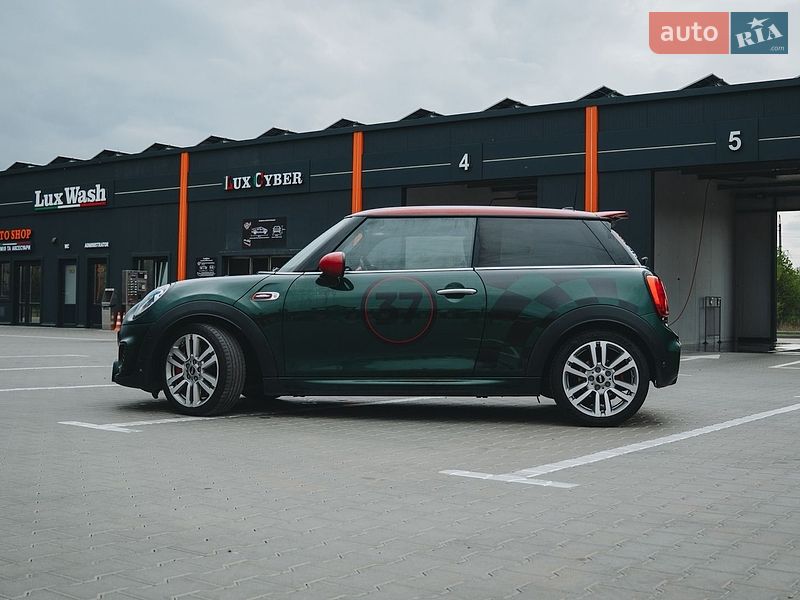 Хетчбек MINI Hatch 2017 в Вінниці