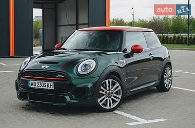 Хэтчбек MINI Hatch 2017 в Виннице