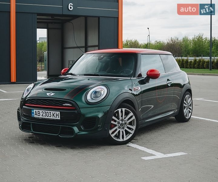 Хэтчбек MINI Hatch 2017 в Виннице