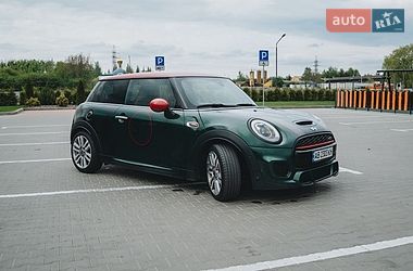 Хэтчбек MINI Hatch 2017 в Виннице