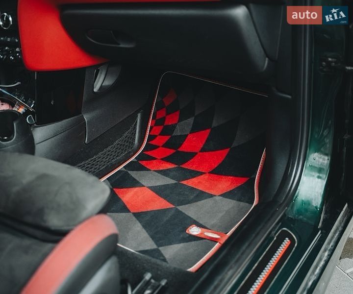 Хэтчбек MINI Hatch 2017 в Виннице