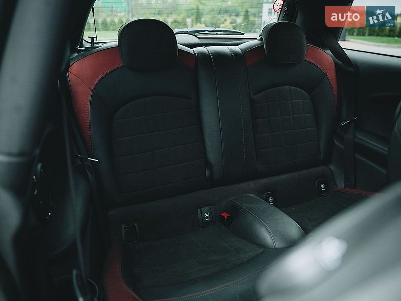 Хетчбек MINI Hatch 2017 в Вінниці