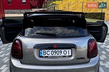 Хетчбек MINI Hatch 2017 в Львові