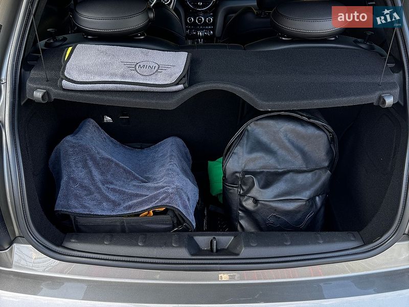 Хетчбек MINI Hatch 2017 в Львові