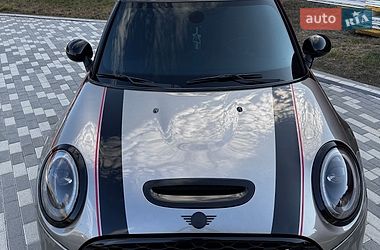 Хетчбек MINI Hatch 2017 в Львові