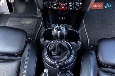 Хетчбек MINI Hatch 2017 в Львові