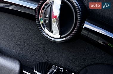 Хетчбек MINI Hatch 2017 в Львові