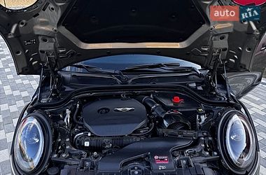 Хетчбек MINI Hatch 2017 в Львові