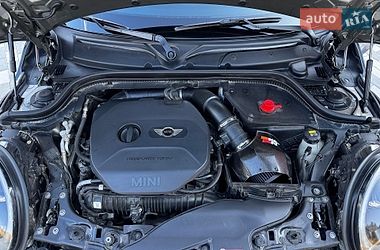 Хетчбек MINI Hatch 2017 в Львові