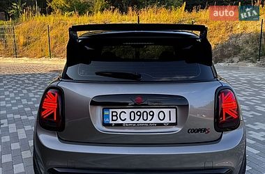 Хетчбек MINI Hatch 2017 в Львові