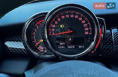 Хетчбек MINI Hatch 2017 в Львові