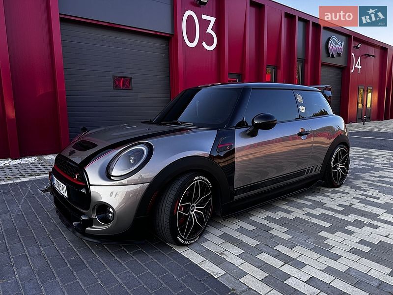 Хетчбек MINI Hatch 2017 в Львові