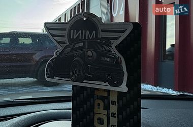 Хетчбек MINI Hatch 2017 в Львові