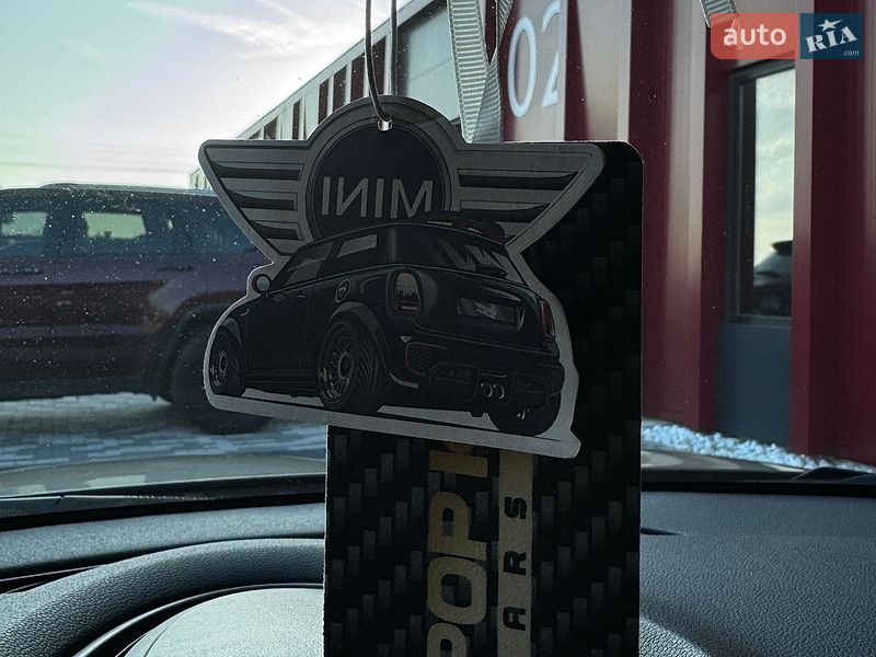 Хетчбек MINI Hatch 2017 в Львові