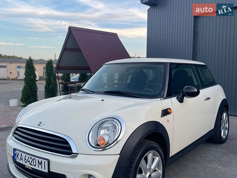 MINI Hatch 2010