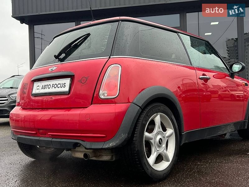 Хетчбек MINI Hatch 2005 в Києві