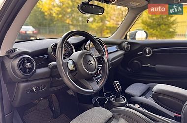 Хетчбек MINI Hatch 2021 в Івано-Франківську