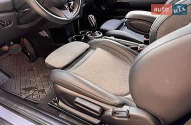 Хетчбек MINI Hatch 2021 в Івано-Франківську