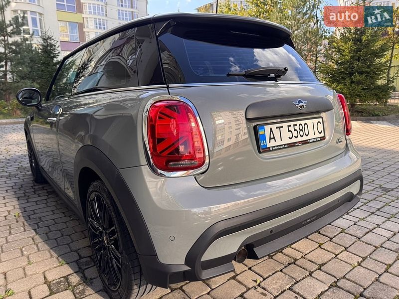 Хетчбек MINI Hatch 2021 в Івано-Франківську
