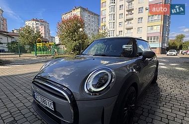 Хетчбек MINI Hatch 2021 в Івано-Франківську