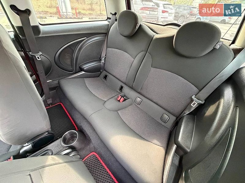 Хетчбек MINI Hatch 2009 в Стрию