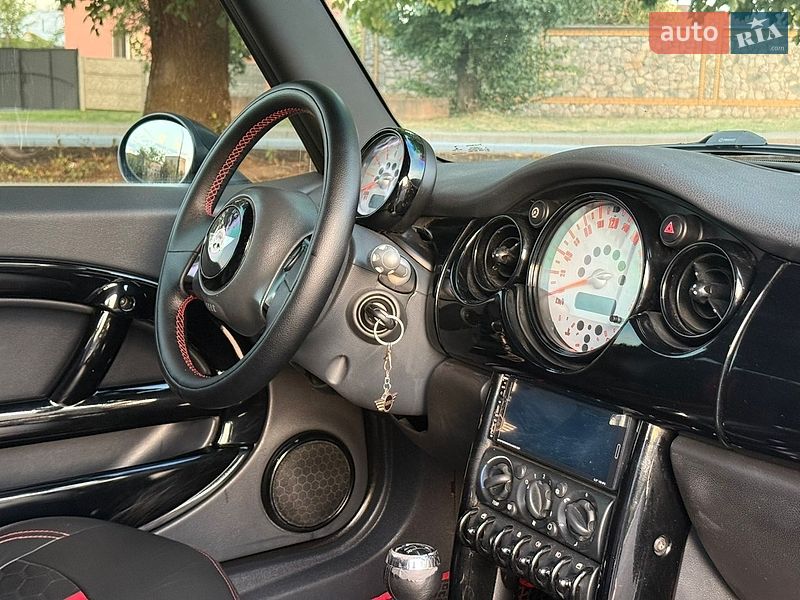 Хетчбек MINI Hatch 2003 в Кривому Розі фото 40 Хетчбек MINI Hatch 2003 в Кривому Розі