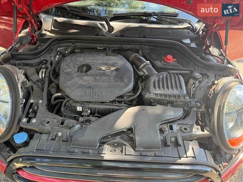 Хэтчбек MINI Hatch 2014 в Киеве