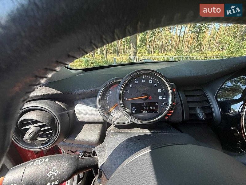 Хэтчбек MINI Hatch 2014 в Киеве