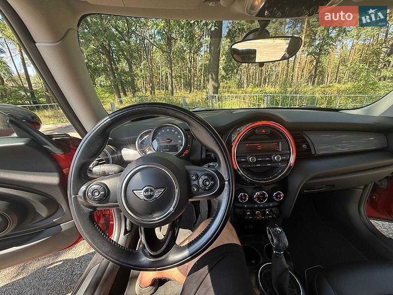 Хэтчбек MINI Hatch 2014 в Киеве