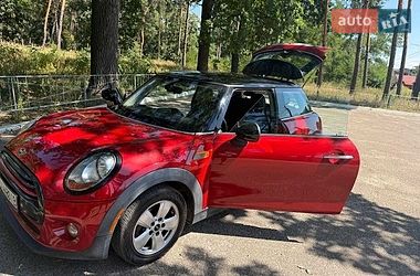 Хэтчбек MINI Hatch 2014 в Киеве
