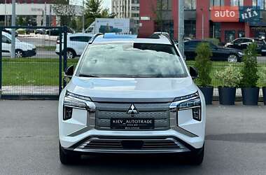 Внедорожник / Кроссовер Mitsubishi Airtrek 2022 в 