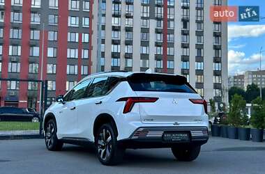 Внедорожник / Кроссовер Mitsubishi Airtrek 2022 в 