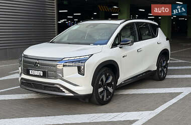 Позашляховик / Кросовер Mitsubishi Airtrek 2022 в Києві