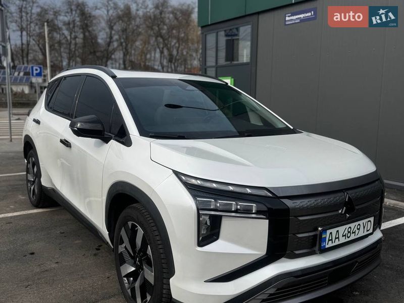 Mitsubishi Airtrek 2022