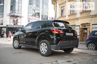 Внедорожник / Кроссовер Mitsubishi ASX 2011 в 
