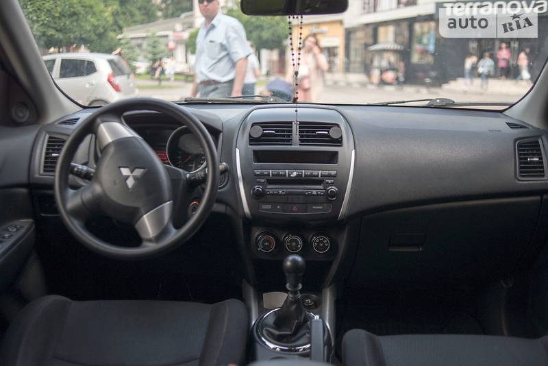 Позашляховик / Кросовер Mitsubishi ASX 2011 в Івано-Франківську
