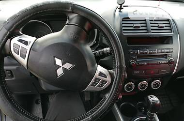 Позашляховик / Кросовер Mitsubishi ASX 2010 в 