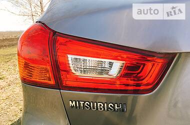 Внедорожник / Кроссовер Mitsubishi ASX 2014 в 