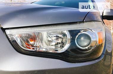 Внедорожник / Кроссовер Mitsubishi ASX 2014 в 