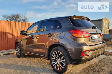 Позашляховик / Кросовер Mitsubishi ASX 2018 в 