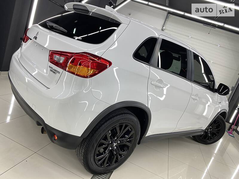 Позашляховик / Кросовер Mitsubishi ASX 2017 в Дніпрі