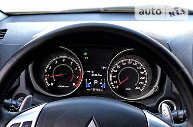 Позашляховик / Кросовер Mitsubishi ASX 2010 в 