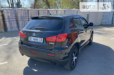 Позашляховик / Кросовер Mitsubishi ASX 2010 в 