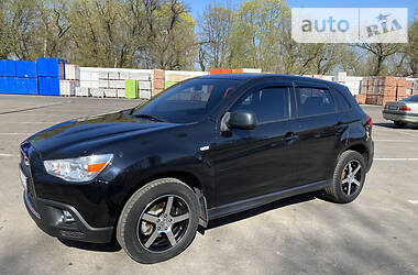 Позашляховик / Кросовер Mitsubishi ASX 2010 в 