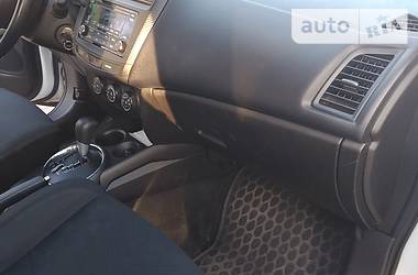 Позашляховик / Кросовер Mitsubishi ASX 2015 в 