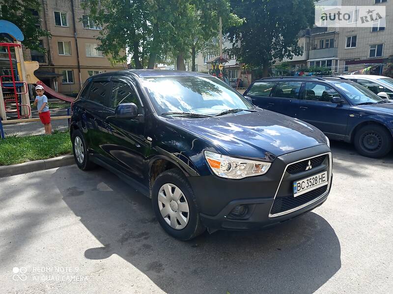 Внедорожник / Кроссовер Mitsubishi ASX 2011 в Луцке