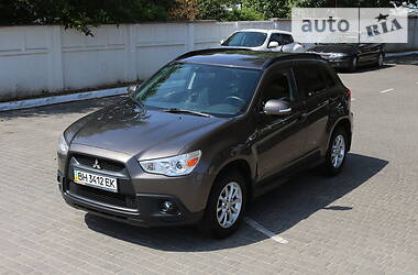 Позашляховик / Кросовер Mitsubishi ASX 2010 в 