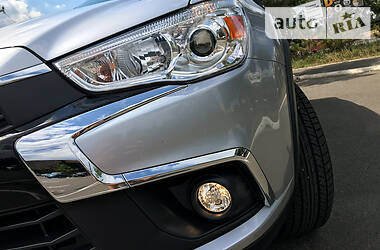 Позашляховик / Кросовер Mitsubishi ASX 2017 в 