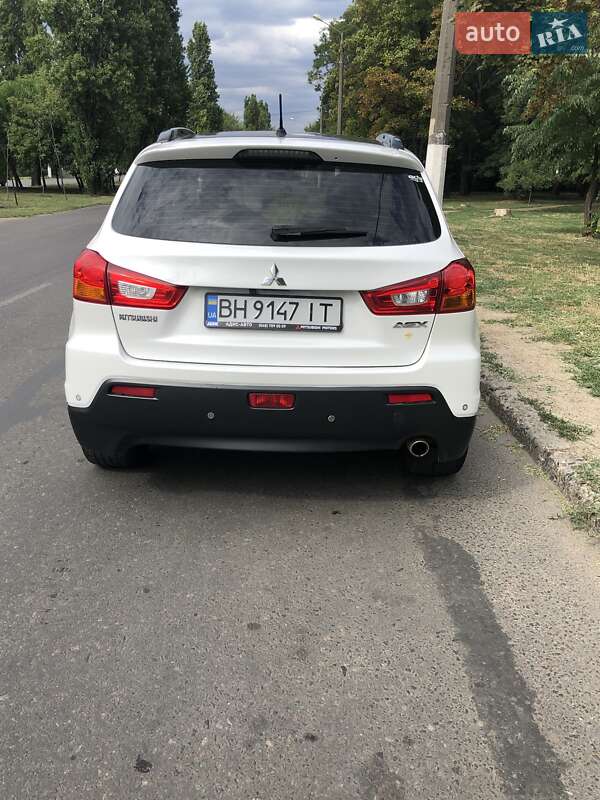 Позашляховик / Кросовер Mitsubishi ASX 2010 в Одесі